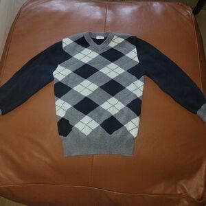 V neck argyll sweater